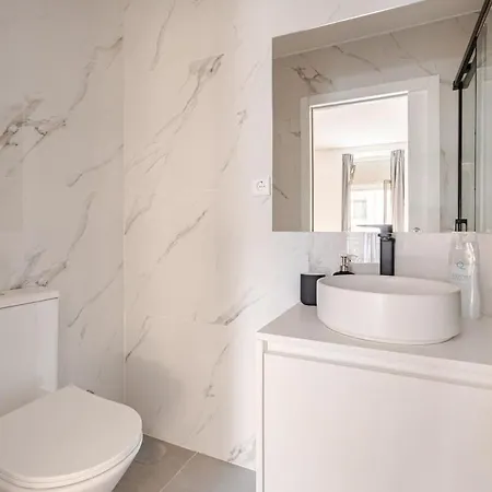 2-studio House Steps From Attractions Of Porto *