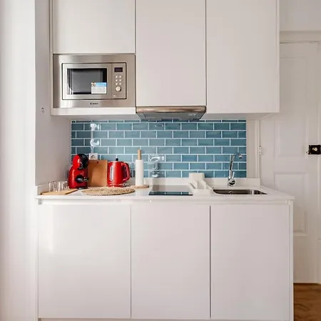 2-studio House Steps From Attractions Of Porto 펜션 *