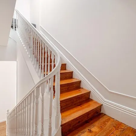 2-studio House Steps From Attractions Of Porto * فيلا نوفا دي غايا