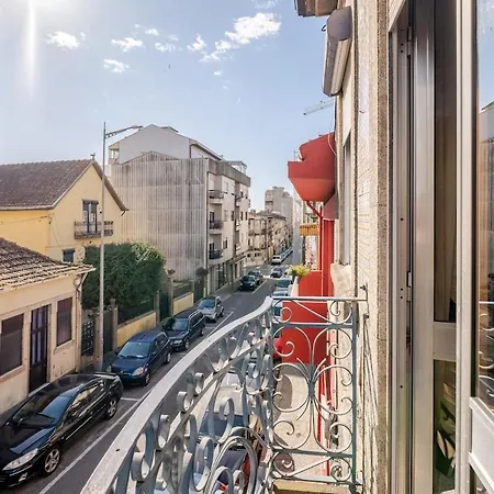 2-studio House Steps From Attractions Of Porto 펜션 빌라노바데가이아