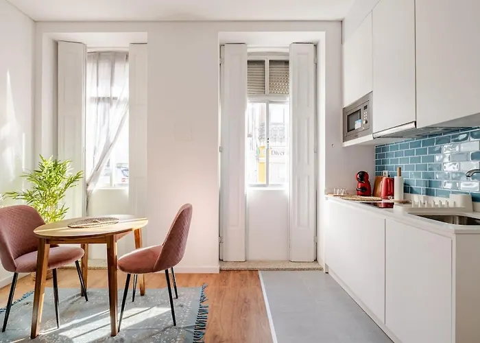 Tatil Evi 2-studio House Steps From Attractions Of Porto *